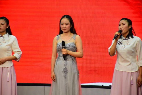 為建黨100周年獻禮 南昌縣洪億學(xué)校2021春季表彰暨詩朗誦評比大會